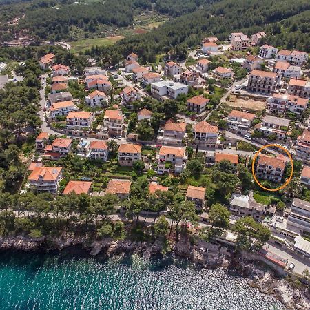 Apartments And Room Caric Jelsa (Hvar) Exterior foto