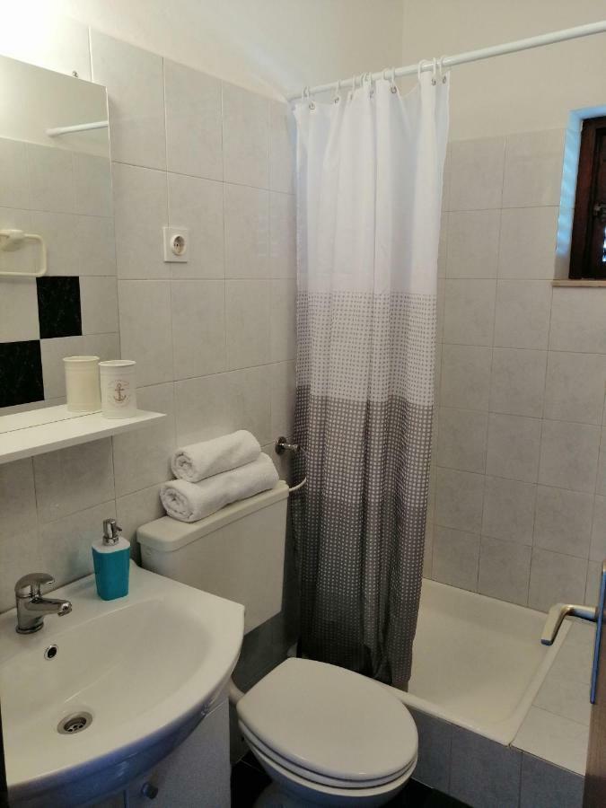 Apartments And Room Caric Jelsa (Hvar) Exterior foto