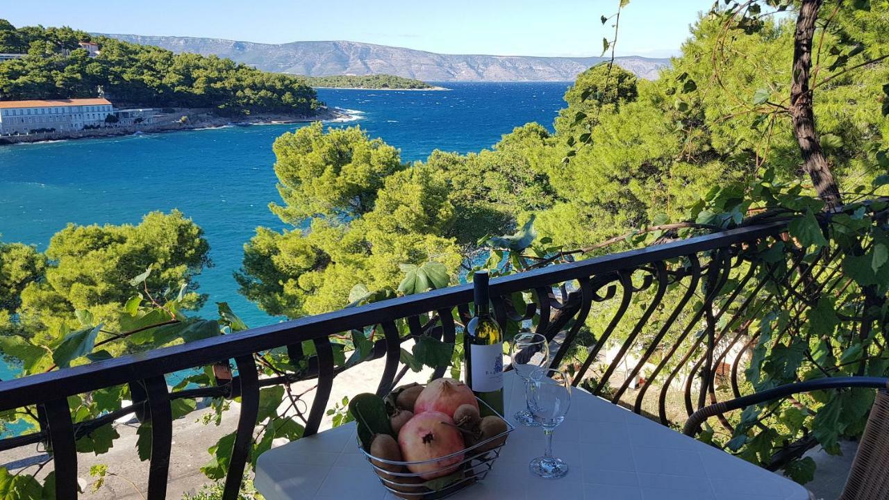 Apartments And Room Caric Jelsa (Hvar) Exterior foto