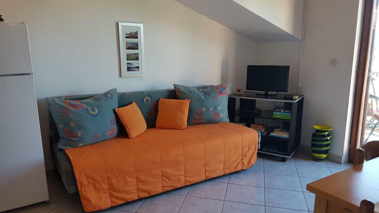 Apartments And Room Caric Jelsa (Hvar) Exterior foto