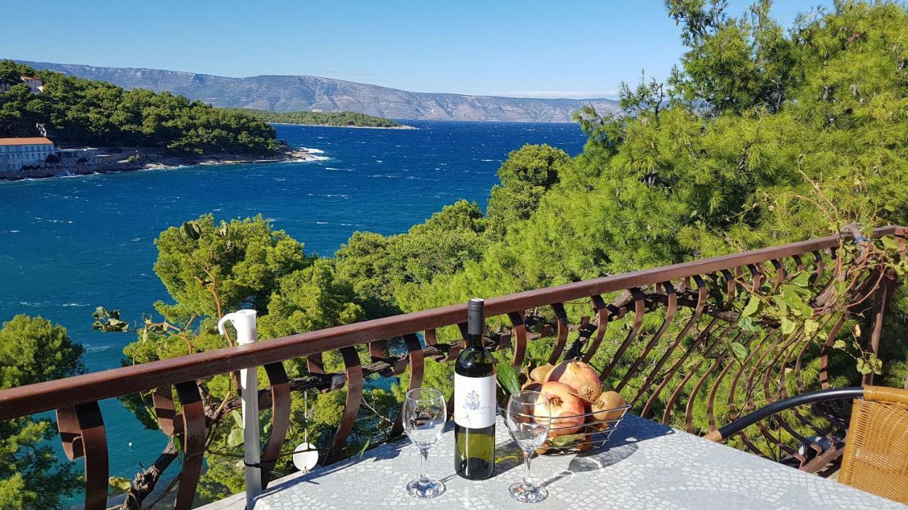 Apartments And Room Caric Jelsa (Hvar) Exterior foto